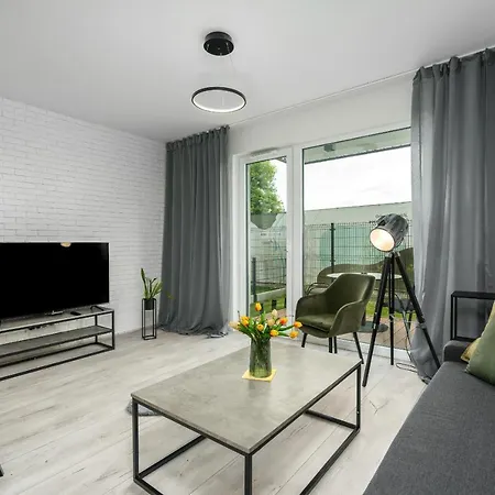 Esencja Apartments With Free Parking Garbary 104 By Noclegi Renters Poznan Exterior photo