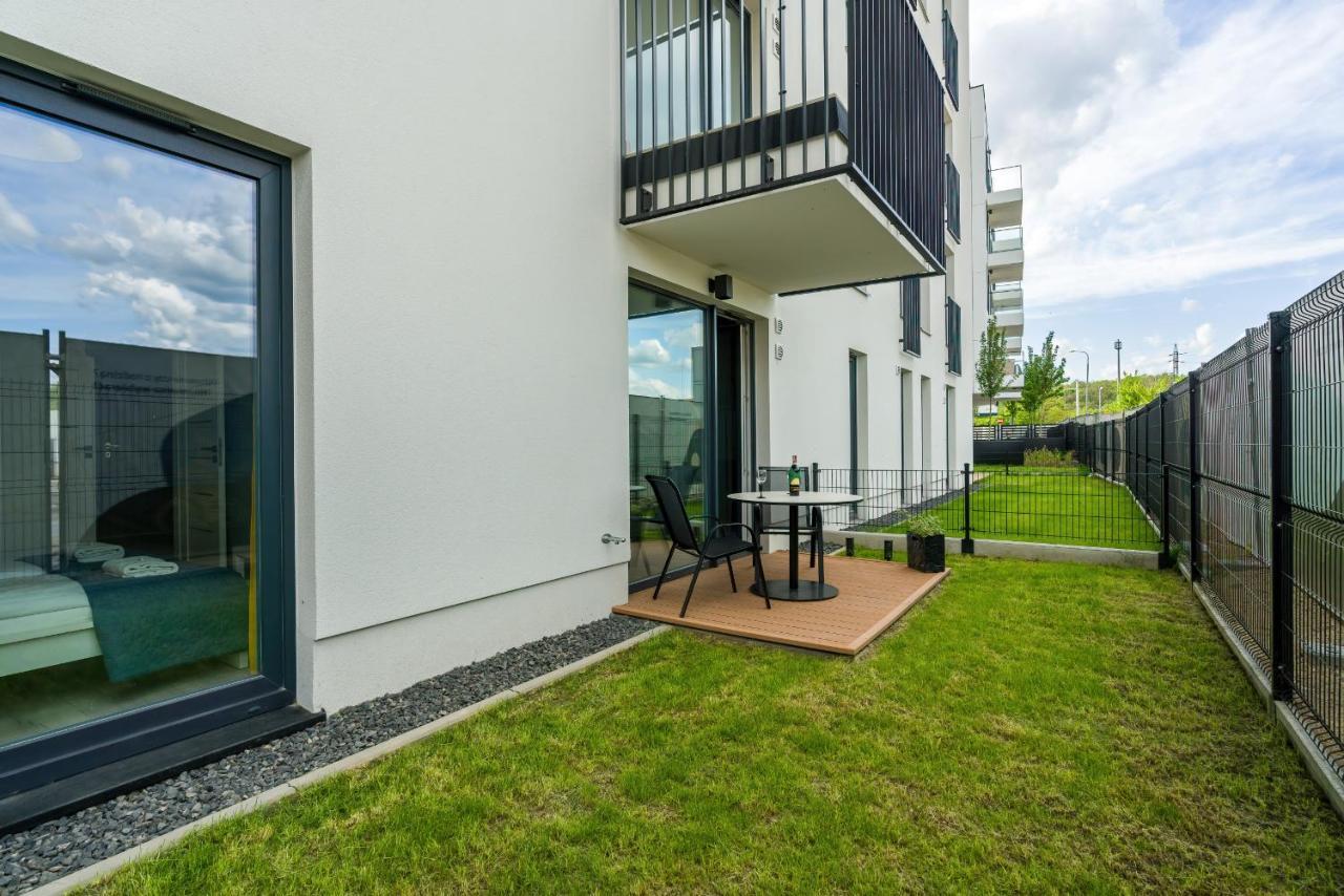 Esencja With Free Parking Garbary 104 By Renters Apartment