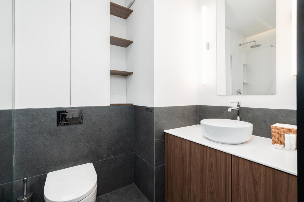 Esencja With Free Parking Garbary 104 By Renters Apartment *